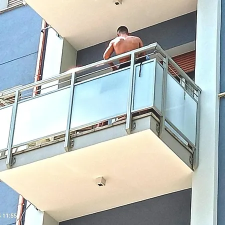 Condominio Adriatico 公寓 *
